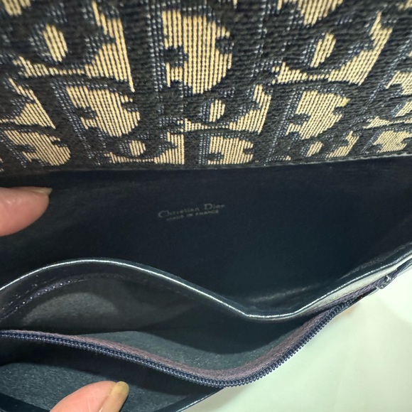 Christian Dior vintage pochette with provided sling - Picture 14 of 15